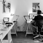 How To Use Webinars To Promote Your Courses (Complete Guide)