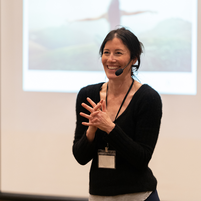 Rachel scott teaching live lessons