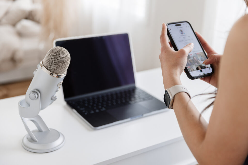 Image of Virtual Vivian's recording set up