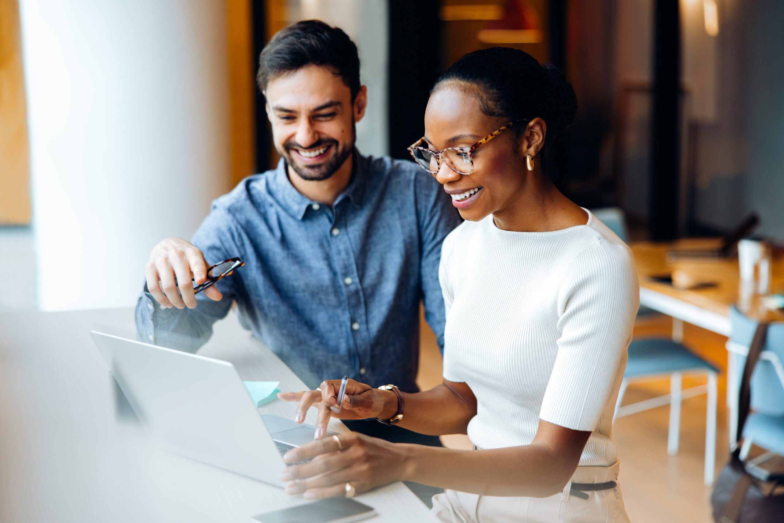 Thinkific Analytics vs. LearnWorlds Analytics: Which platform gives you clearer insights?