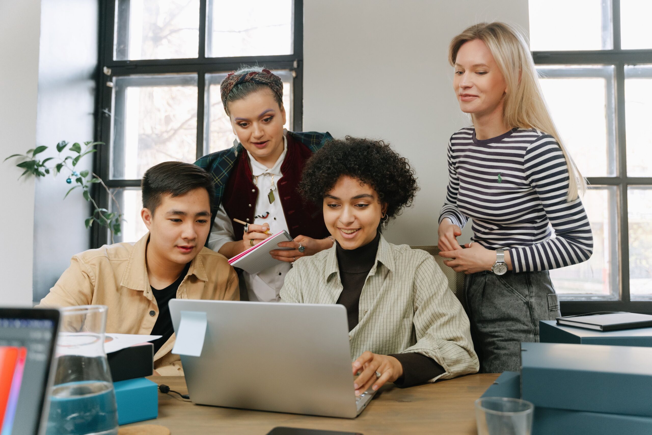 LMS Integrations Guide: Salesforce, HRIS & SSO Connections